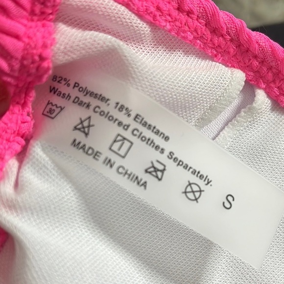 Hot Pink Bikini 2pc Swimsuit Gold Chain Charms Seersucker S Small - Picture 5 of 5